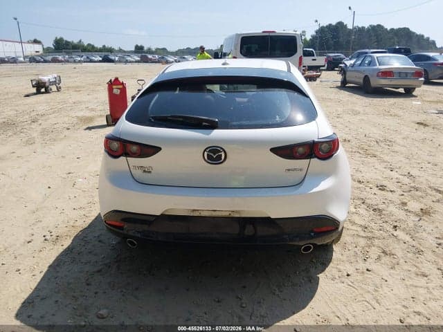 2022 MAZDA MAZDA3 PREMIUM 17