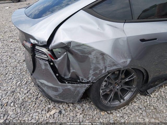 2025 TESLA MODEL Y LONG RANGE DUAL MOTOR REAR-WHEEL DRIVE 6