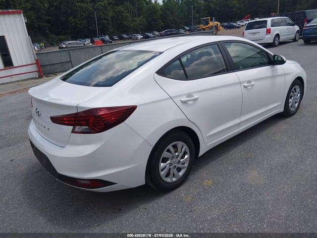 2020 HYUNDAI ELANTRA SE 4