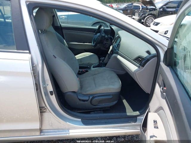 2017 HYUNDAI ELANTRA SE 5