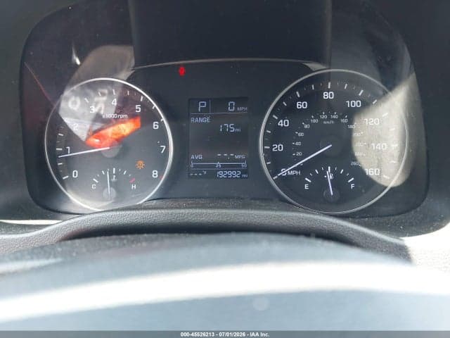 2017 HYUNDAI ELANTRA SE 7
