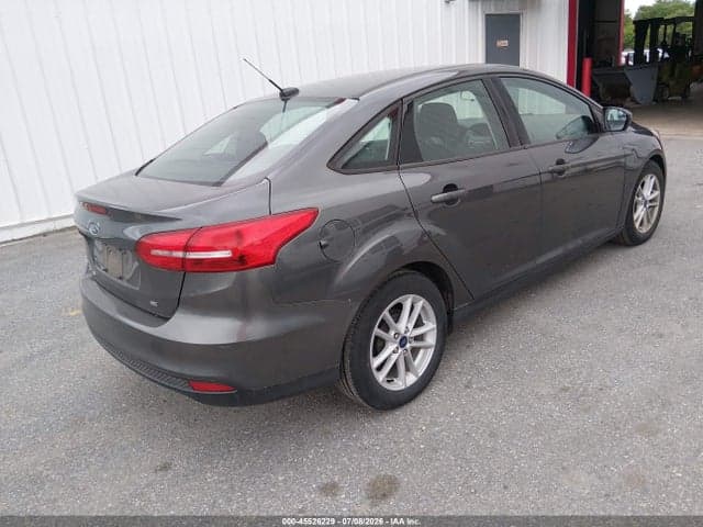2018 FORD FOCUS SE 4