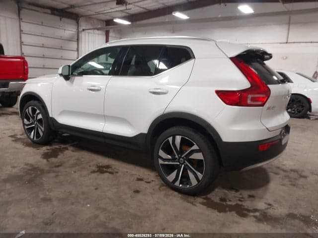 2024 VOLVO XC40 B5 ULTIMATE BRIGHT THEME 4