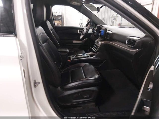 2023 FORD EXPLORER XLT 5