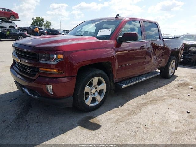 2017 CHEVROLET SILVERADO 1500 LT 2