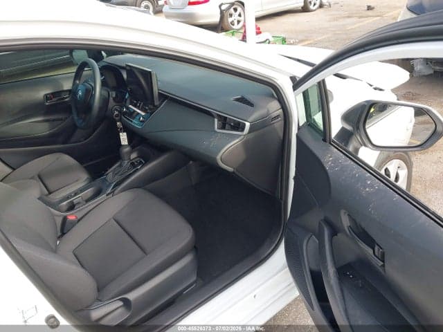 2026 TOYOTA COROLLA LE 5