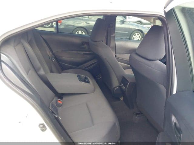 2026 TOYOTA COROLLA LE 8