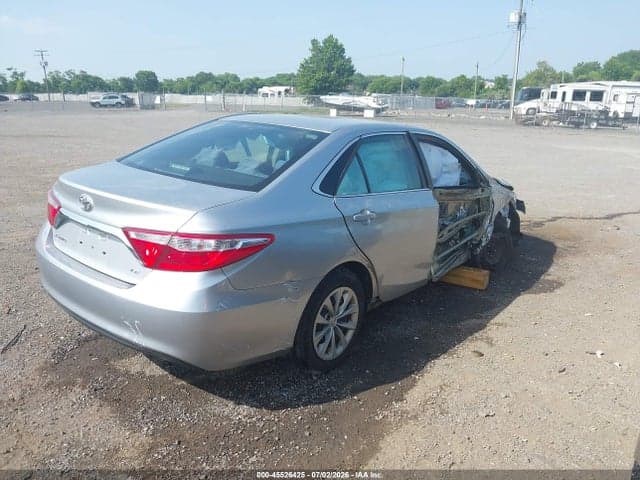 2017 TOYOTA CAMRY LE 4