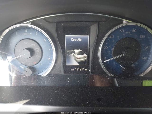 2017 TOYOTA CAMRY LE 7