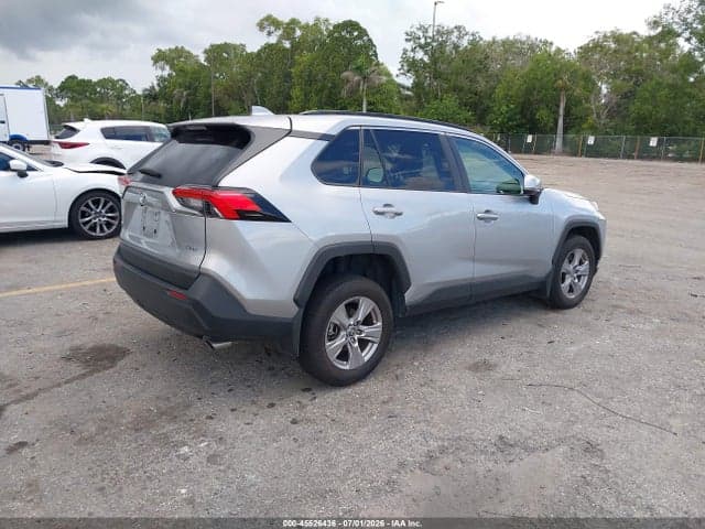 2025 TOYOTA RAV4 XLE 4