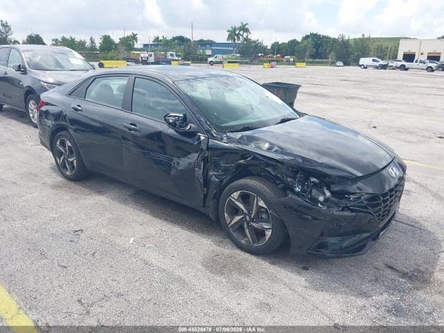 2023 HYUNDAI ELANTRA SEL 1