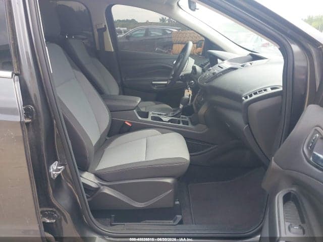 2017 FORD ESCAPE SE 5