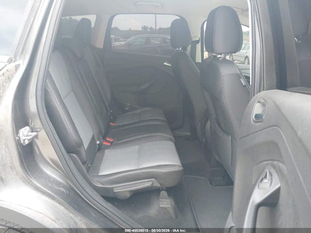 2017 FORD ESCAPE SE 8