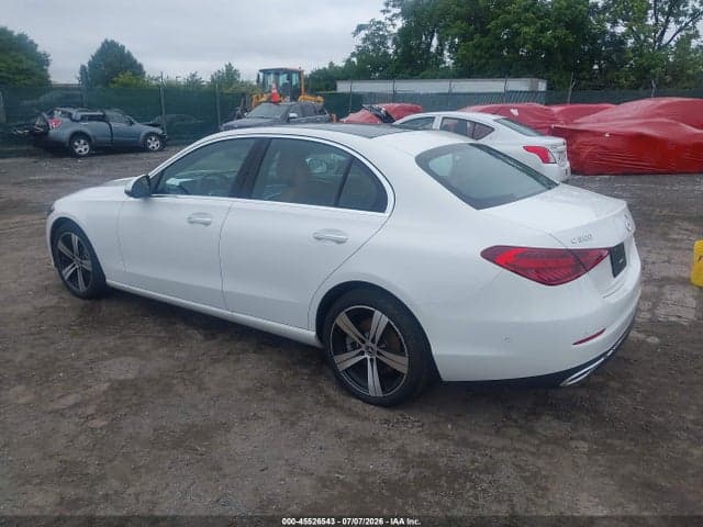 2025 MERCEDES-BENZ C 300 3