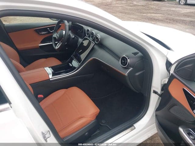 2025 MERCEDES-BENZ C 300 5