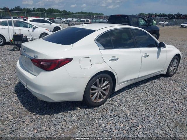 2018 INFINITI Q50 2.0T PURE 4