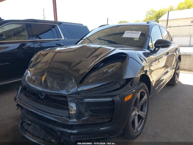 2026 PORSCHE MACAN T 2