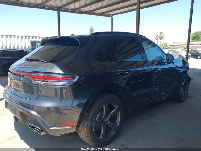 2026 PORSCHE MACAN T 13