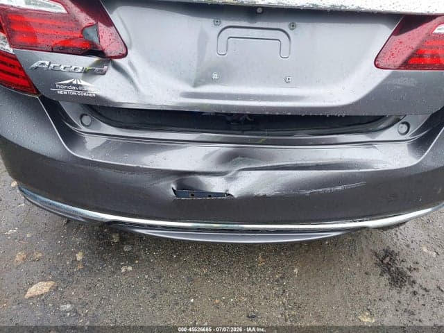 2017 HONDA ACCORD LX 18