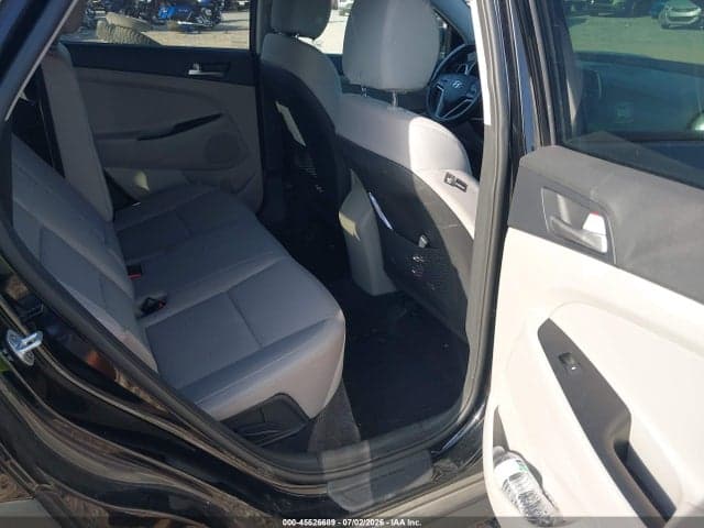 2019 HYUNDAI TUCSON SE 8