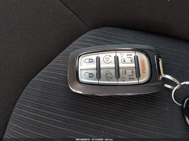 2021 CHRYSLER PACIFICA TOURING 11