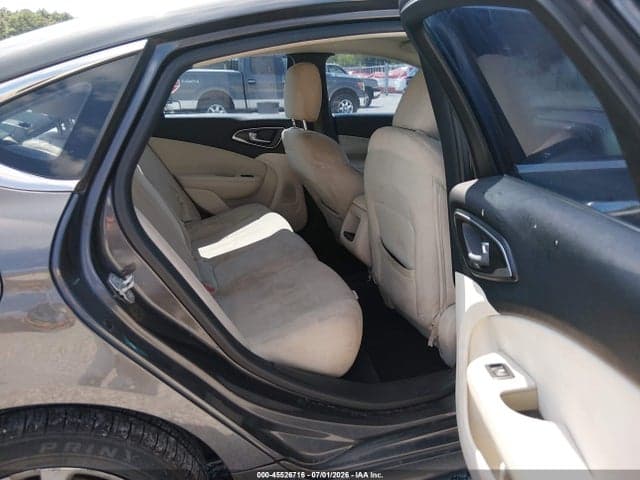 2016 CHRYSLER 200 LIMITED 8