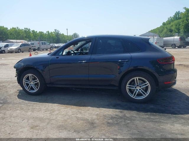 2017 PORSCHE MACAN 14
