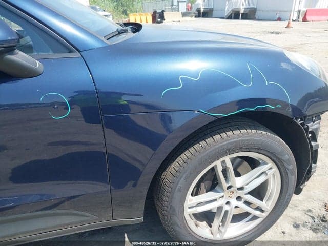 2017 PORSCHE MACAN 19