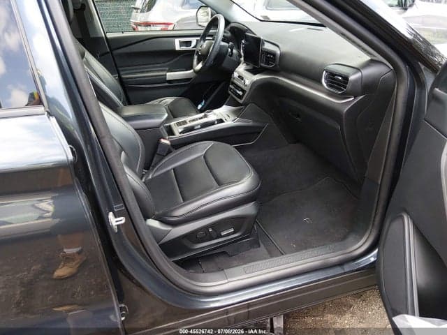 2022 FORD EXPLORER XLT 5