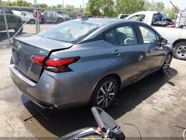 2021 NISSAN VERSA SV XTRONIC CVT 4
