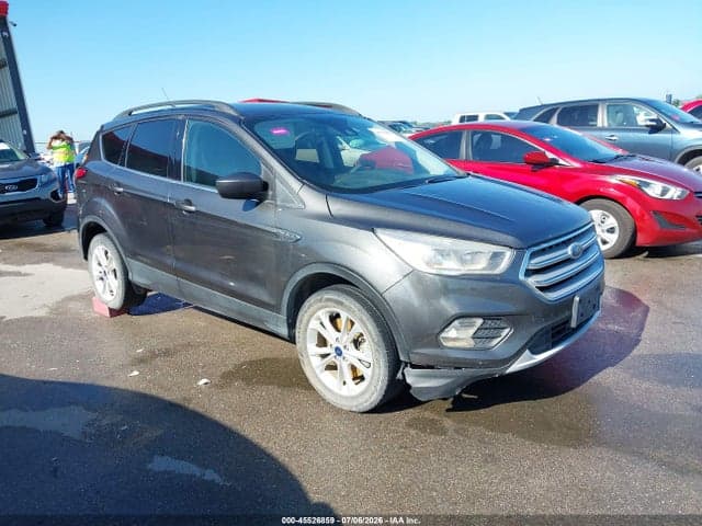 2018 FORD ESCAPE SE 1