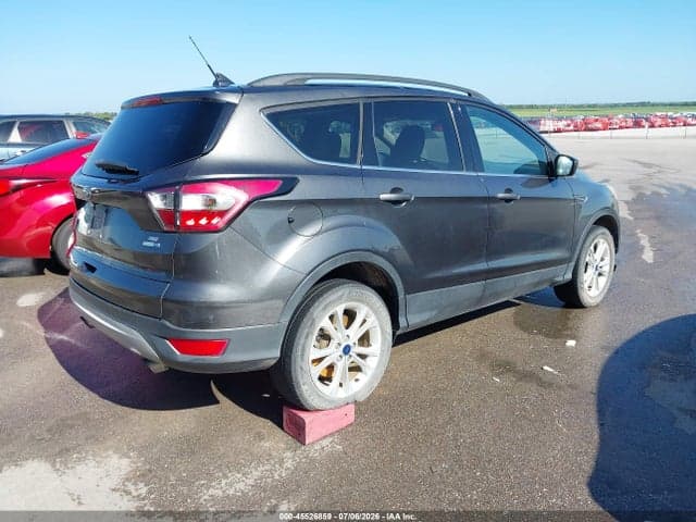 2018 FORD ESCAPE SE 4