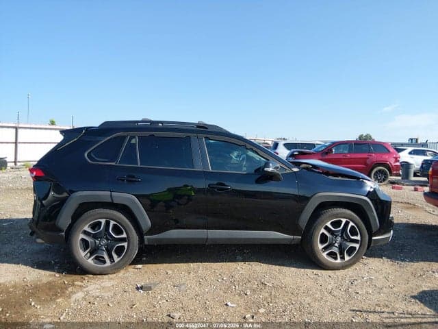 2019 TOYOTA RAV4 ADVENTURE 13