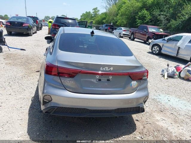 2024 KIA FORTE LXS 17