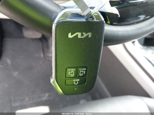 2024 KIA CARNIVAL MPV EX 11
