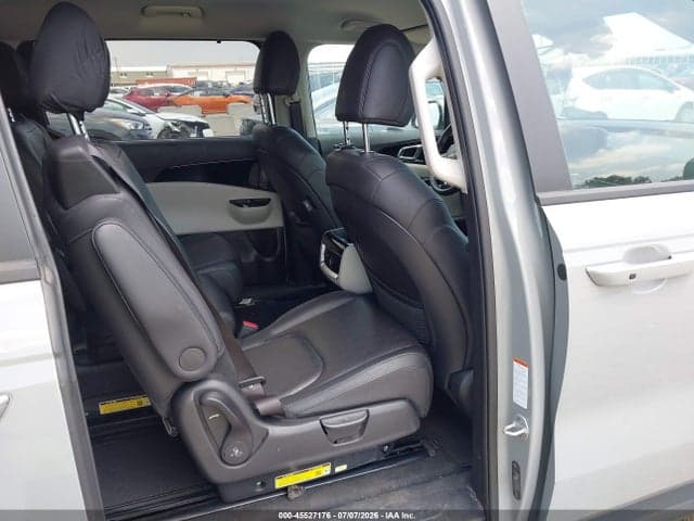 2024 KIA CARNIVAL MPV EX 8