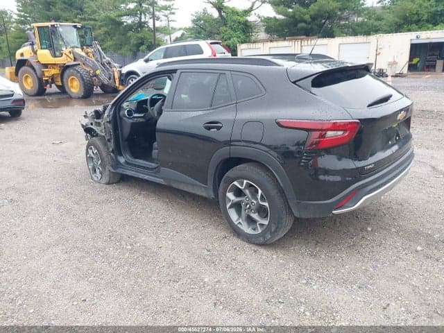 2025 CHEVROLET TRAX FWD LT 3