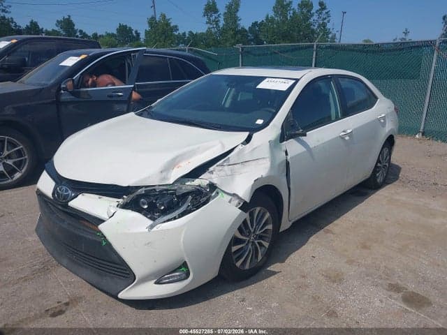 2017 TOYOTA COROLLA XLE 2