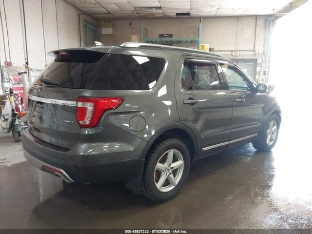 2017 FORD EXPLORER XLT 4