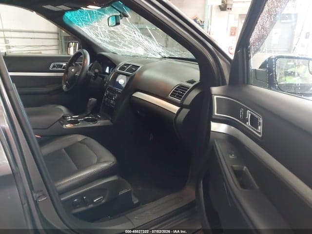 2017 FORD EXPLORER XLT 5