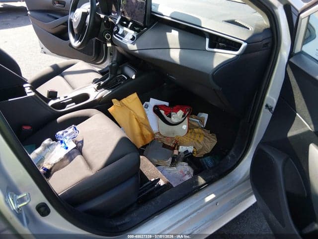 2024 TOYOTA COROLLA LE 12