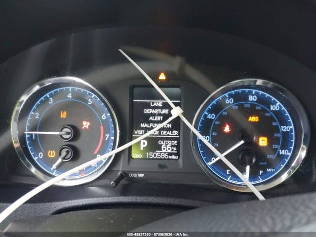 2017 TOYOTA COROLLA LE 7