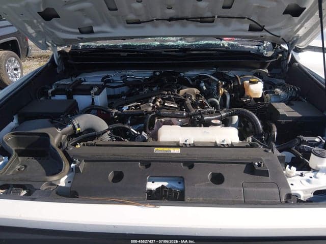 2024 TOYOTA TACOMA SR5 10