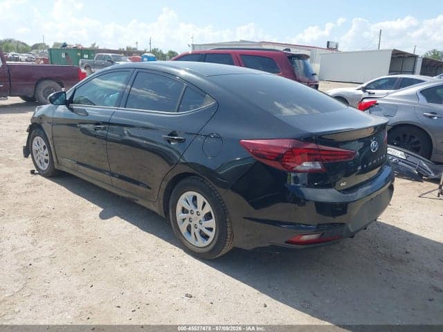 2020 HYUNDAI ELANTRA SE 3