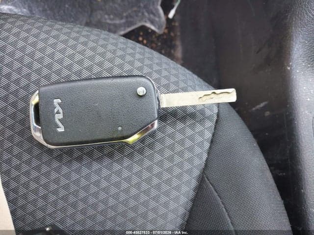 2025 KIA SOUL LX 11