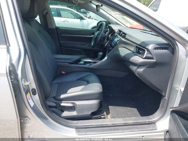 2019 TOYOTA CAMRY SE 5