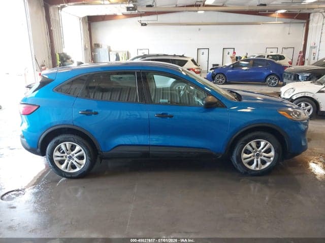 2021 FORD ESCAPE S 18