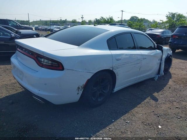 2022 DODGE CHARGER SXT RWD 4