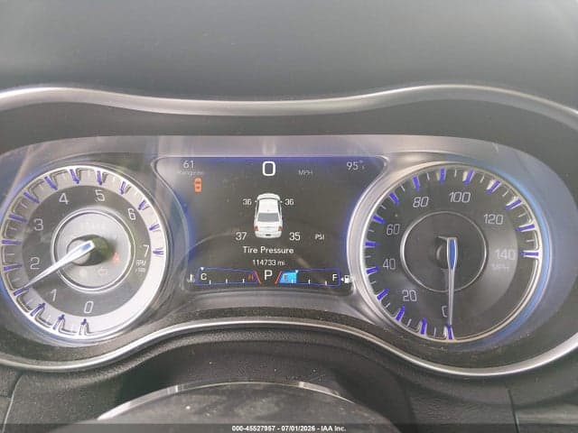 2017 CHRYSLER 300 LIMITED 7