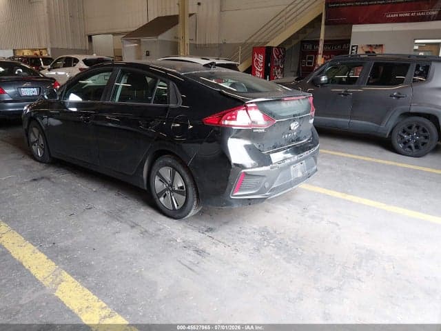 2017 HYUNDAI IONIQ HYBRID BLUE 3